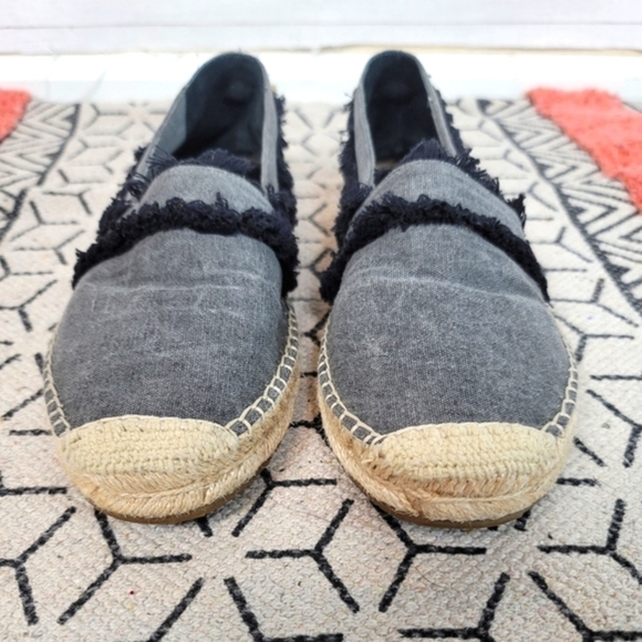 JOIE VIVIENNE FRINGE CHAMBRAY ESPADRILLE FLATS, SZ 10/ 40 EUR - Picture 4 of 13